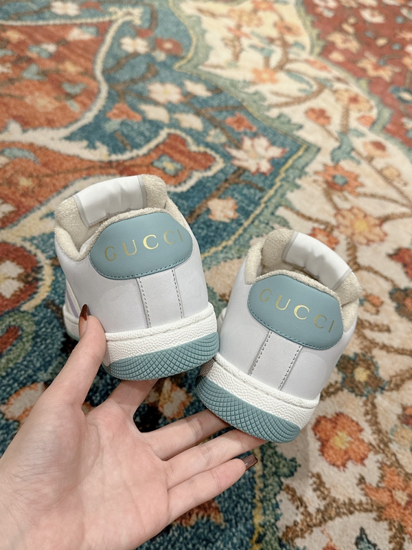 グッチ靴素材ディテール